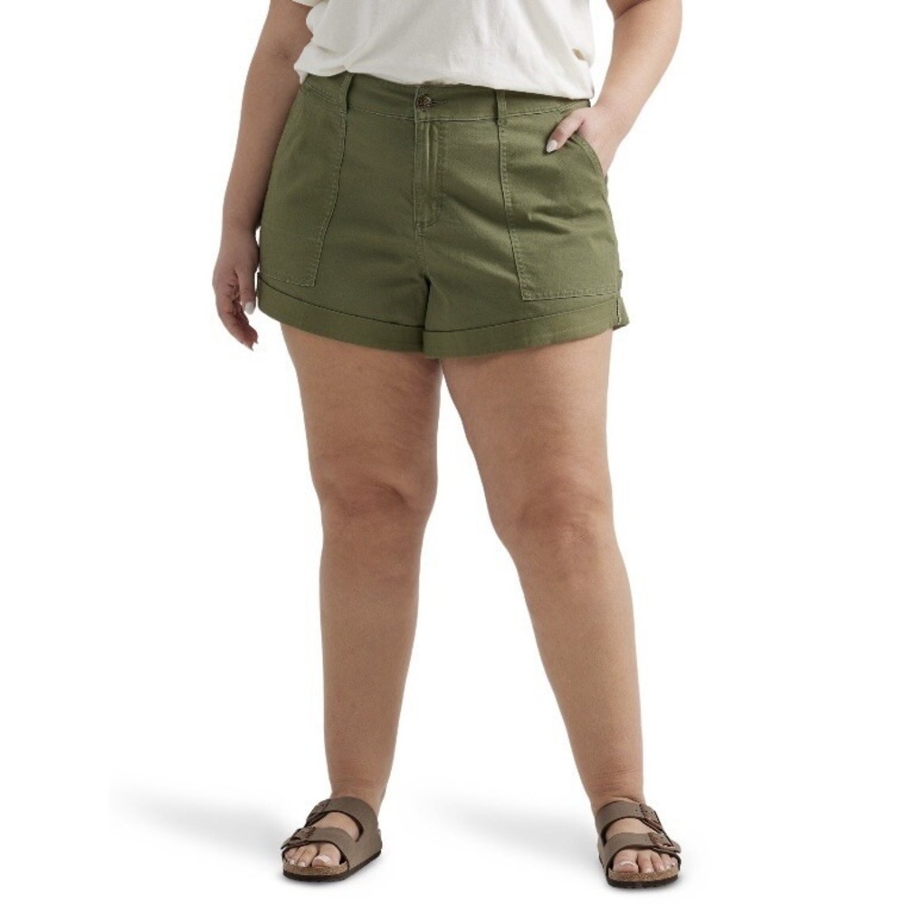 Lee Womens Plus Heritage Mid Rise Carpenter Shorts 16W New with Tags Olivine